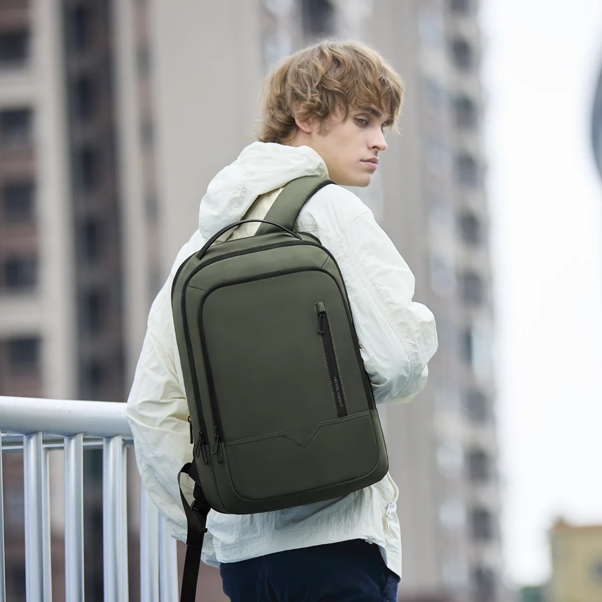HK Expandable Business Backpac – Laptop Backpack 15.6 recenzja i cena